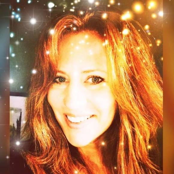 Meet your Posher, Karen - Picture 1 of 1